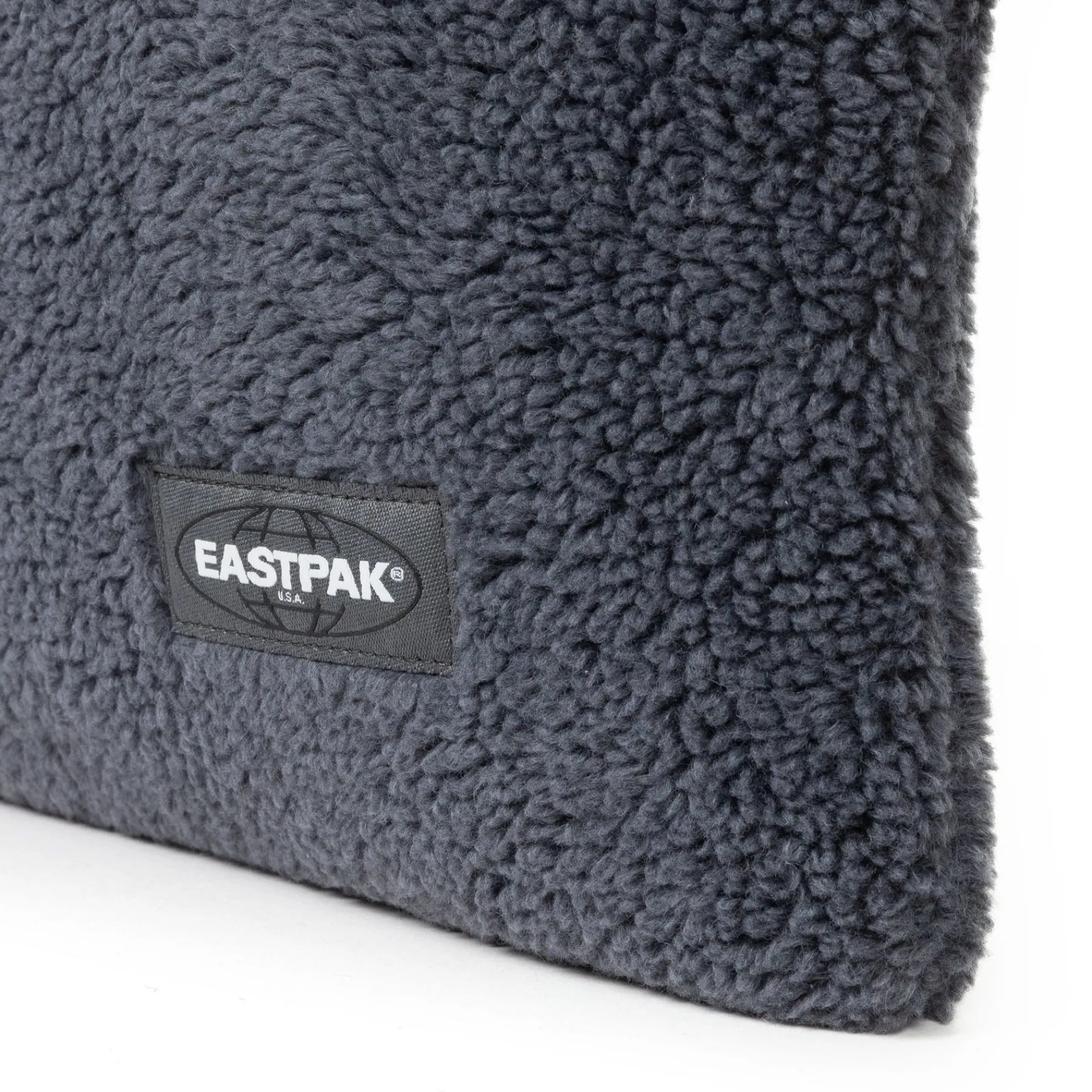 CHARLIE-Eastpak Hot