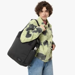 OPTOWN TOTE-Eastpak Online