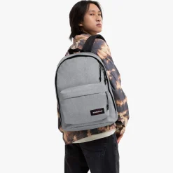 OUT OF OFFICE-Eastpak Sale
