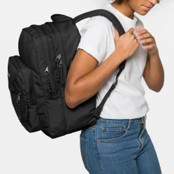 PINNACLE-Eastpak Discount