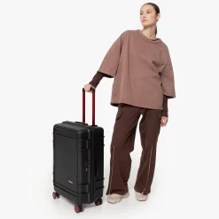 RESIST'R ZIP M-Eastpak Clearance